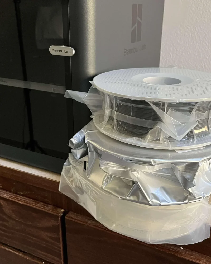 new to 3d printing got this filament in vacuum sealed bags v0 1a3bi03li5zd1 2